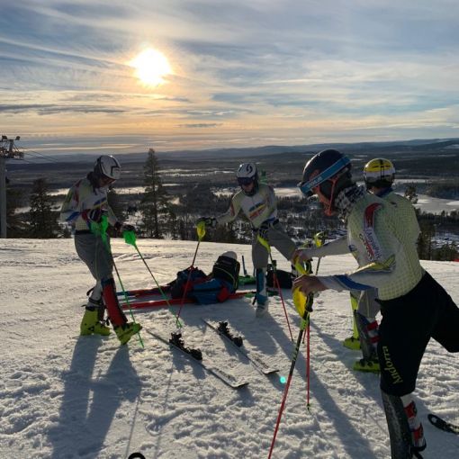 Els esquiadors EEBE competeixen a Val Cenis